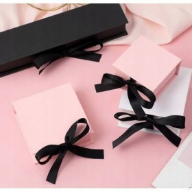 NASZYJNIK SERCE PREZENT DLA KOBIETY WALENTYNKI ZESTAW PUDEŁKO NA BIŻUTERIĘ