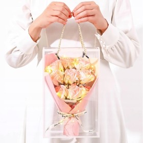 FLOWER BOX MYDLANE RÓŻE KWIATY BUKIET W PUDEŁKU LED PREZENT NA DZIEŃ WALENTYNKI