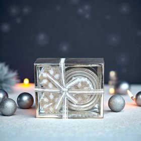 Zestaw 3 świec sojowych zapachowych w kształcie szyszek sosnowych – nastrojowy upominek na zimę